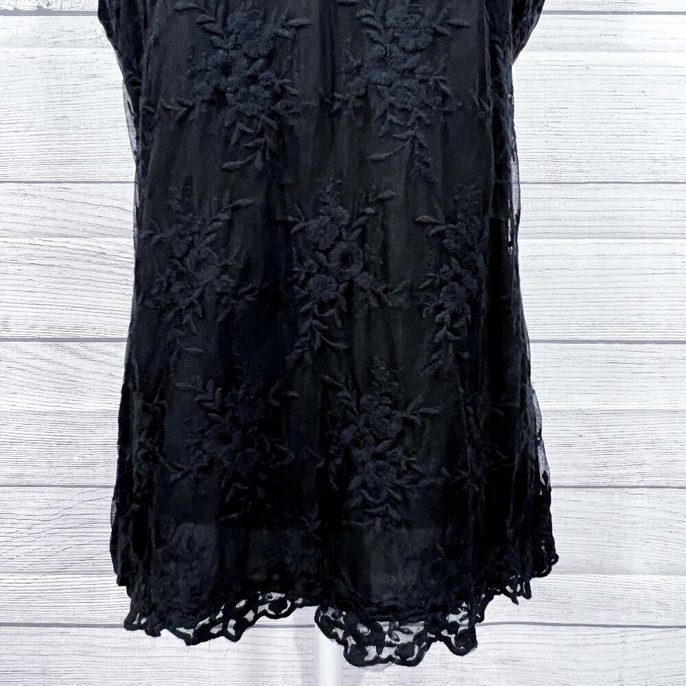 New York & Company Lace Tank | Black | Halter | Small | Round Neck | Women's - Picture 6 of 12